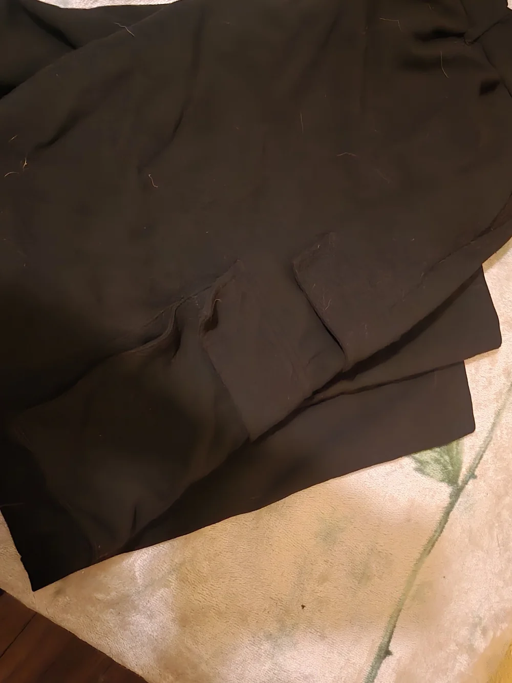 Women’s Black Stretch Jeans with Contrast Stitching